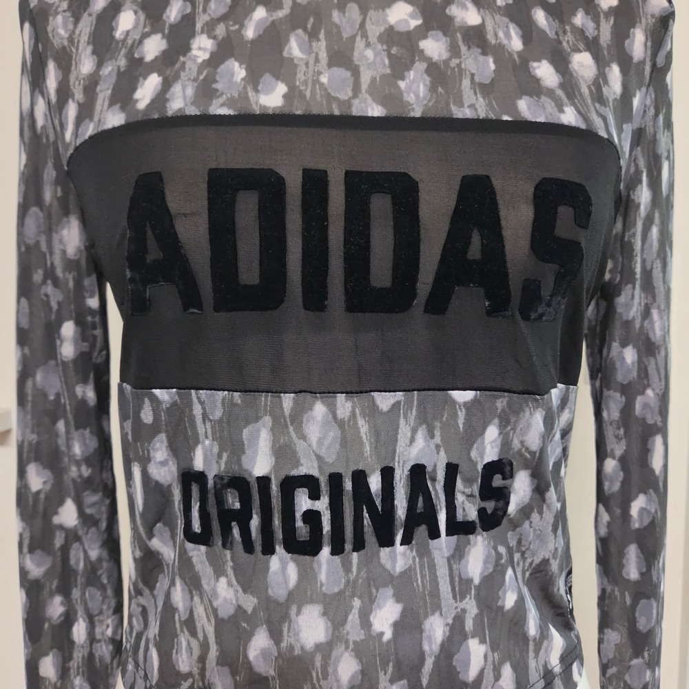 Adidas Originals Women Grey Mesh Leopard Print Long Sleeve Crop Top Size Medium - Picture 3 of 6